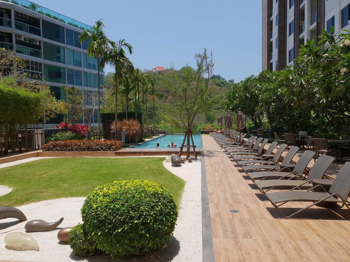 Unixx By Gl Apartment Pattaya Luaran gambar
